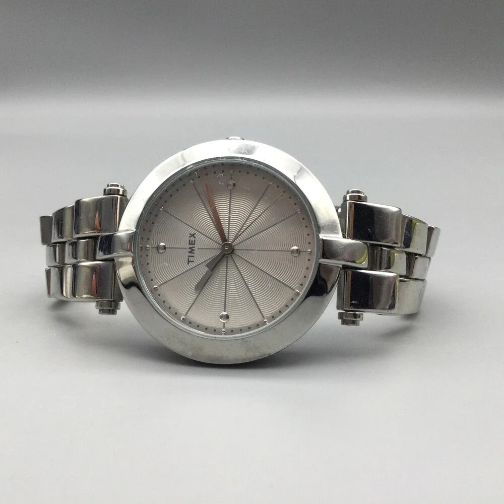 Timex Greenwich Womens Watch 32mm Silver Dial Stainless New Battery 6
